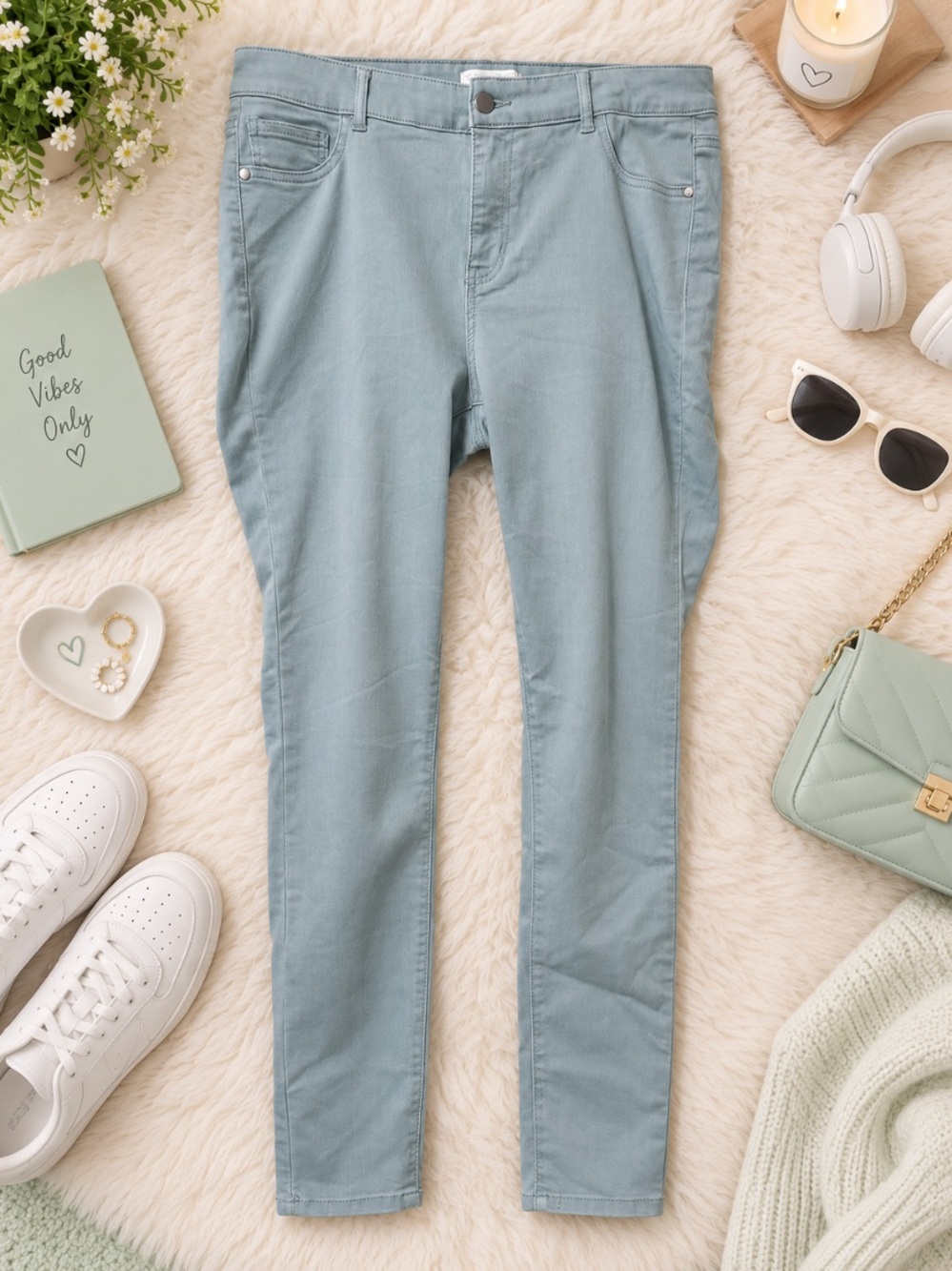 Women’s Slim Stretch Pants in Light Mint Green